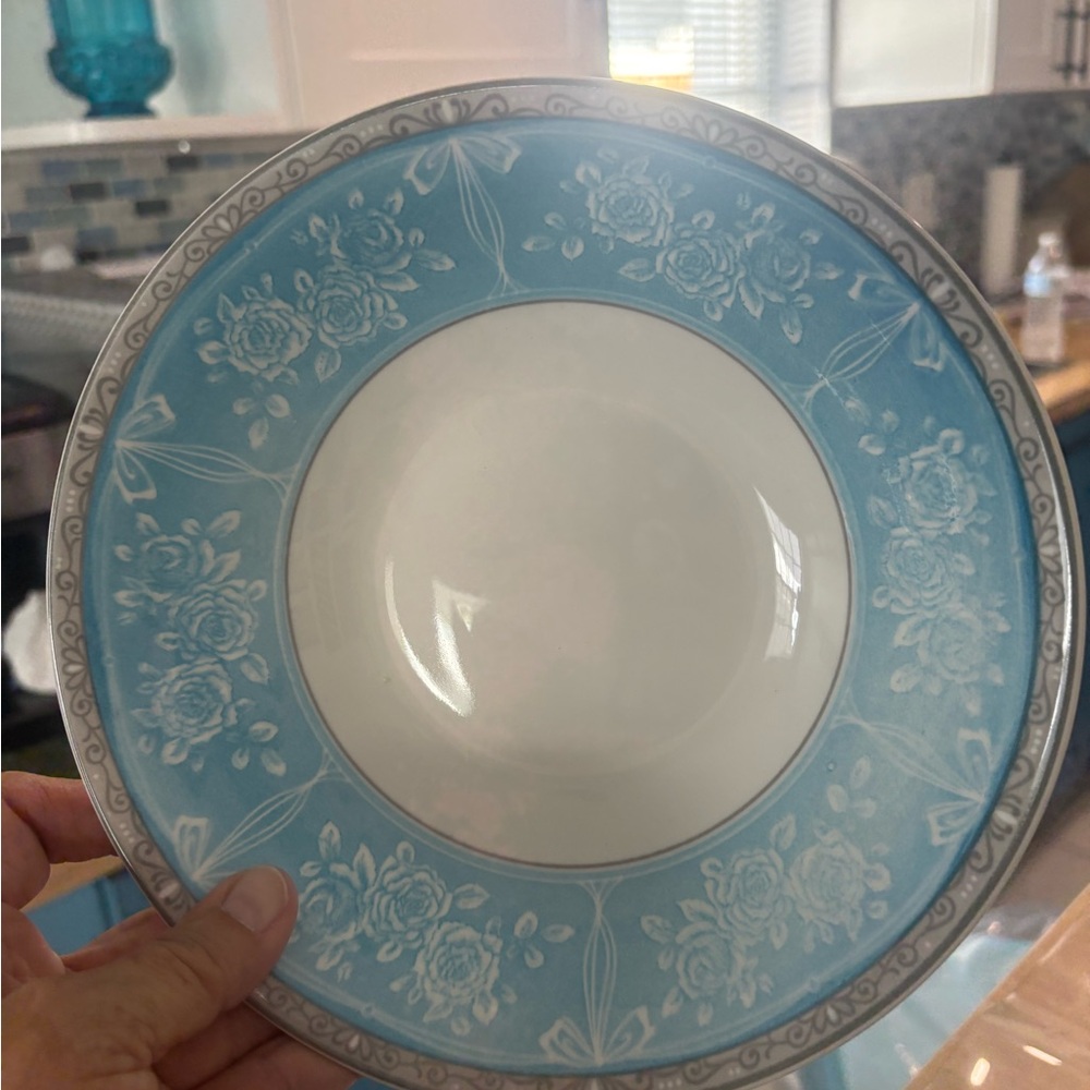 Set of Six Blue Floral Dinner Plate